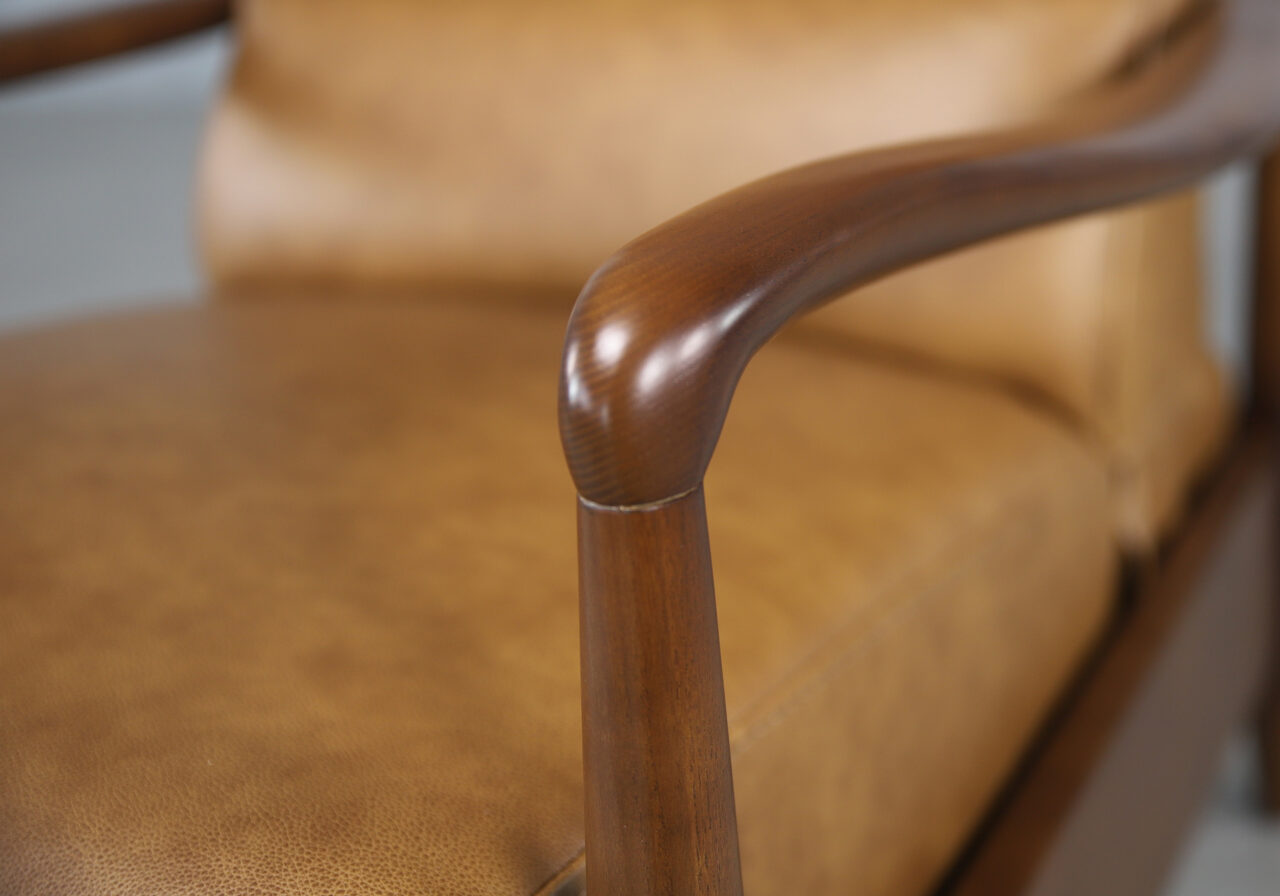 Hanford Recliner in Saddle, Detail