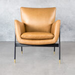 Draper chair in leather, Front