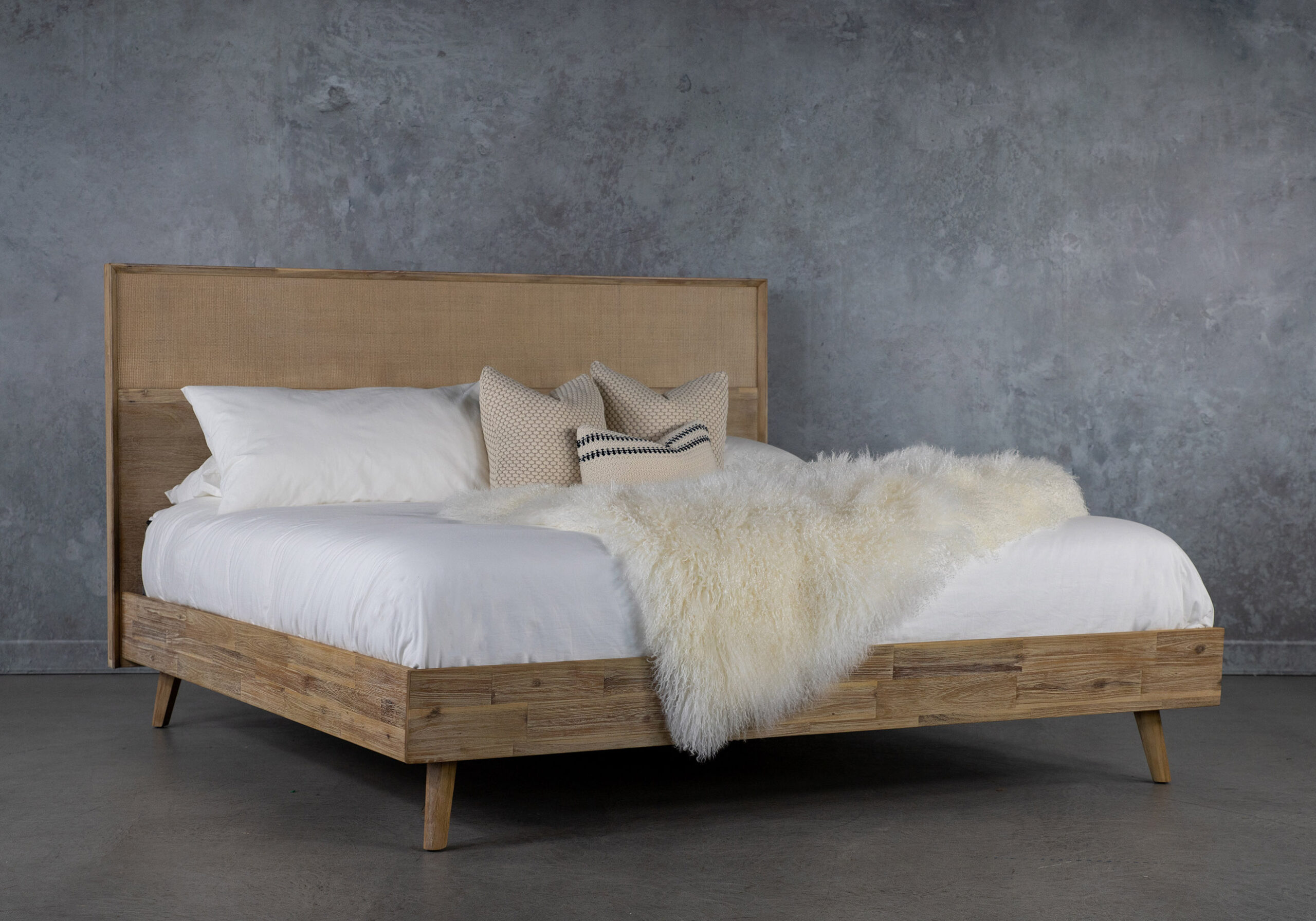 Andes Midcentury King Acacia Wood Bed | Muse & Merchant