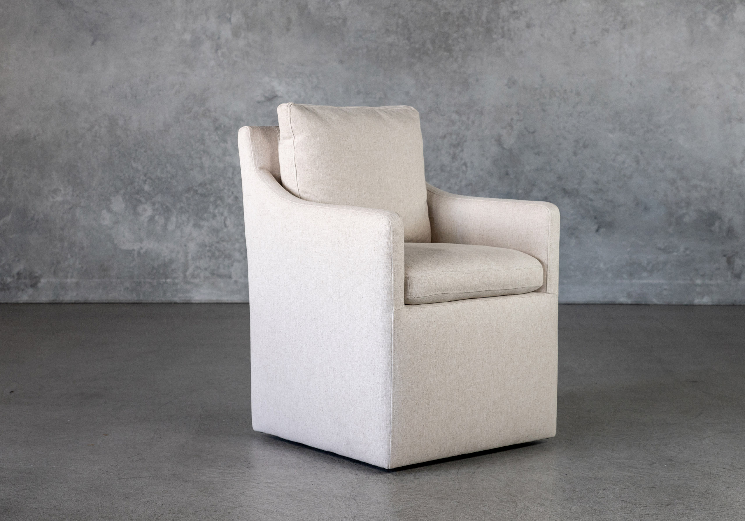 Maria-Armchair-C285-Linen-Angle