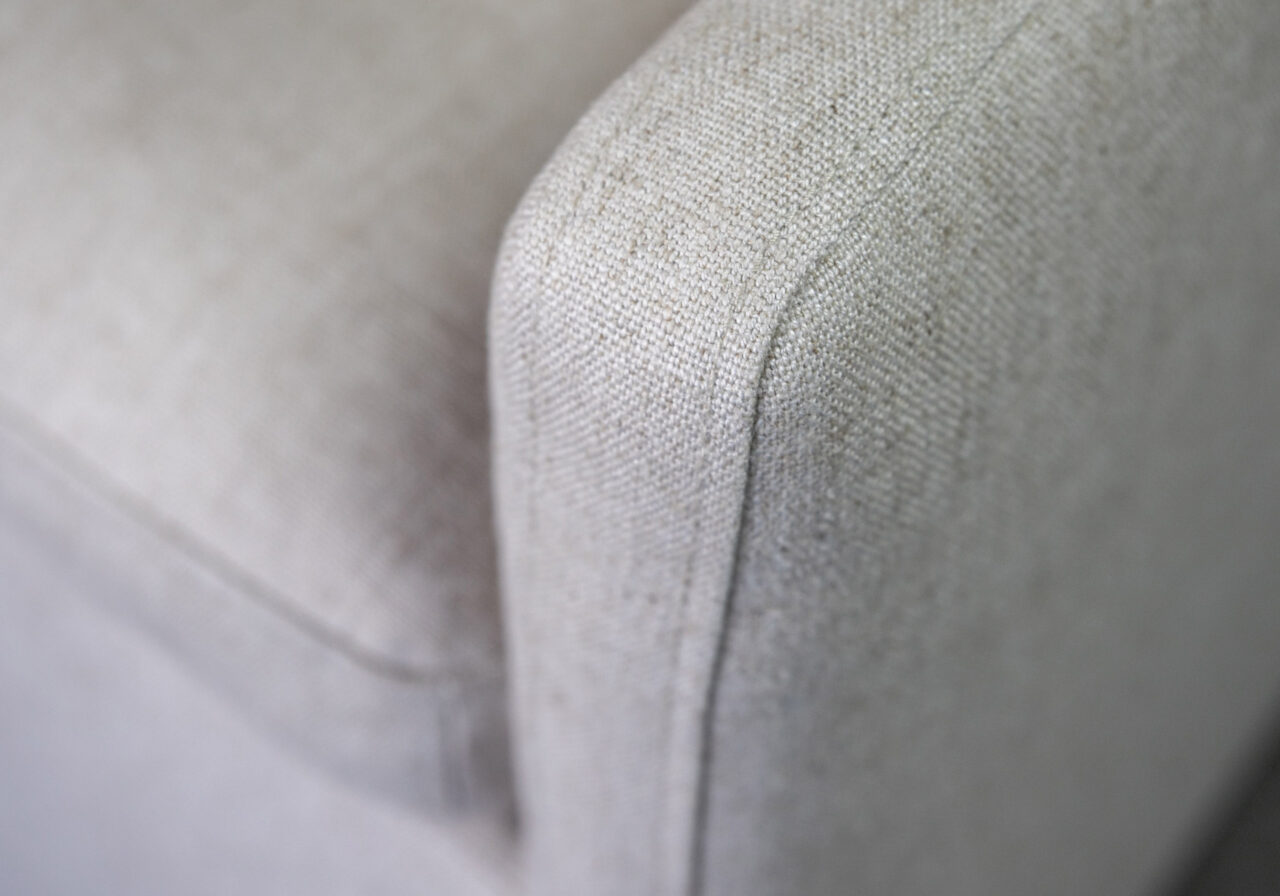 Maria-Armchair-C285-Linen-Detail