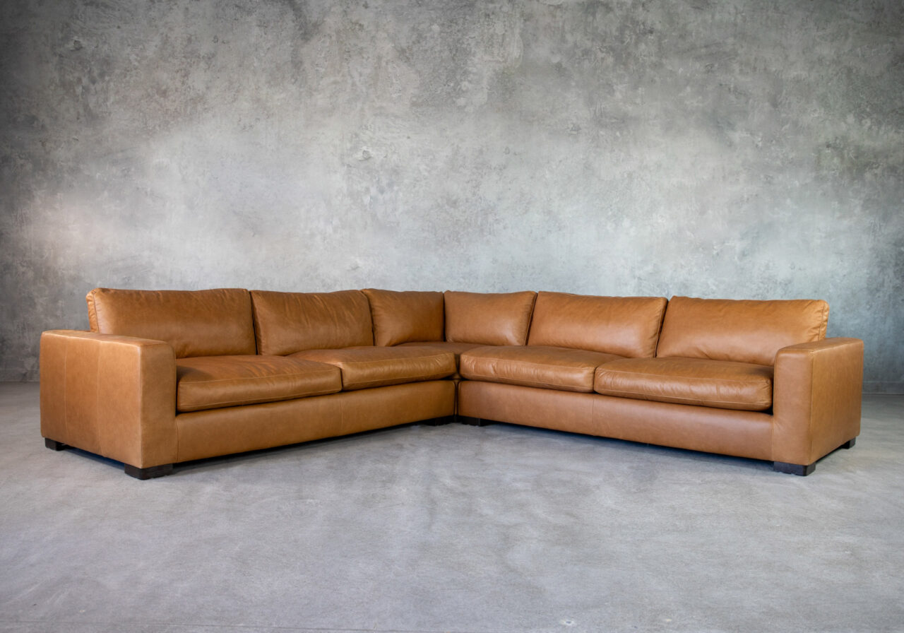 Lucca Sectional in L.Camel, Angle