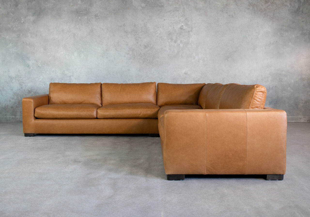 Lucca Sectional in L.Camel, Front