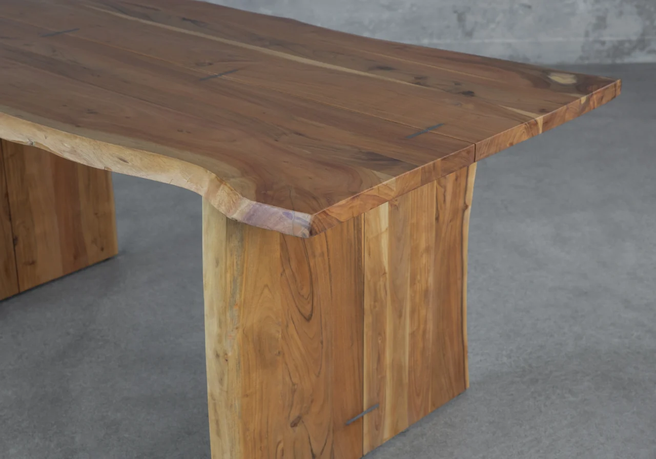 Nova Dining Table