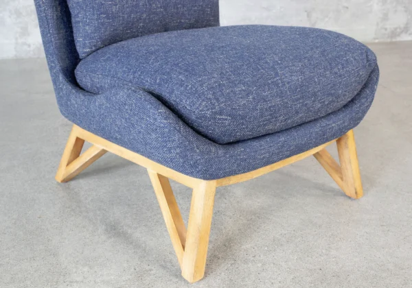 Oli-Chair-Blue-Detail