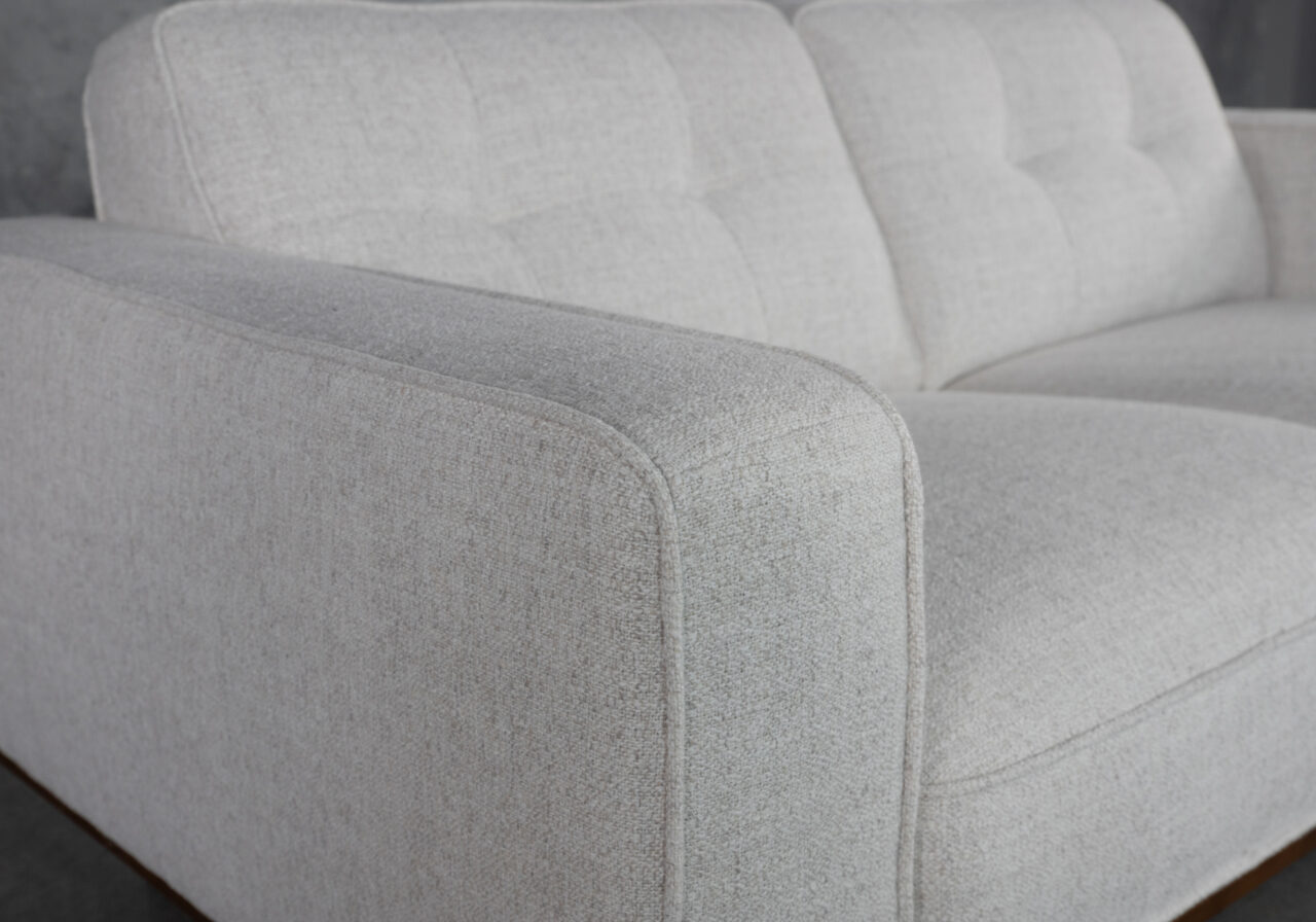 Dalkin Wheat Loveseat - Arms